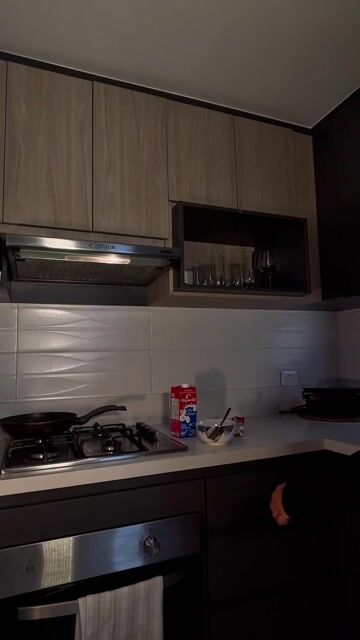 Model - cromsummer dildos