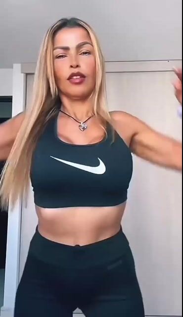 Model - Dulce Lopez ass