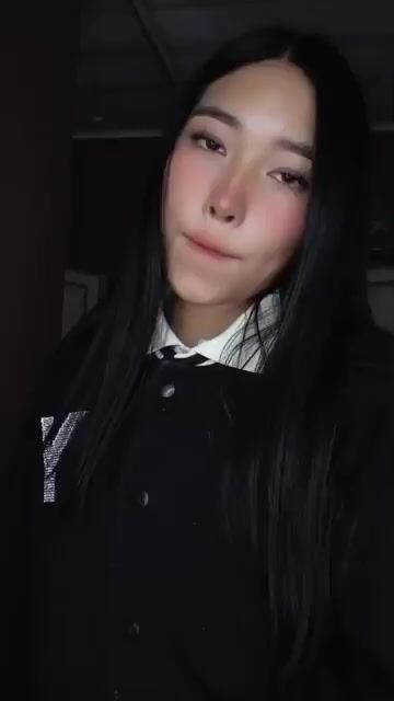 Model - Hana Luna deepthroat