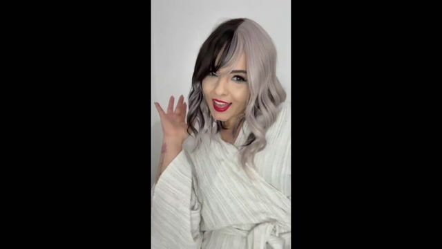 Model - Amy Voss mistress