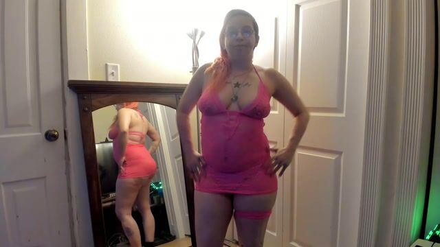 Model - PetitePleasure4U girlfriend