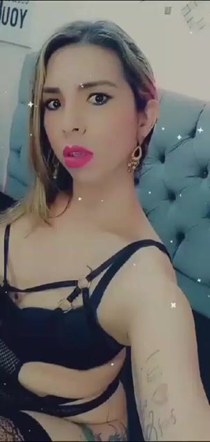 Model - Destiny dominatrix