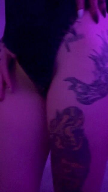 Model - Lacey-Maria dirtytalk