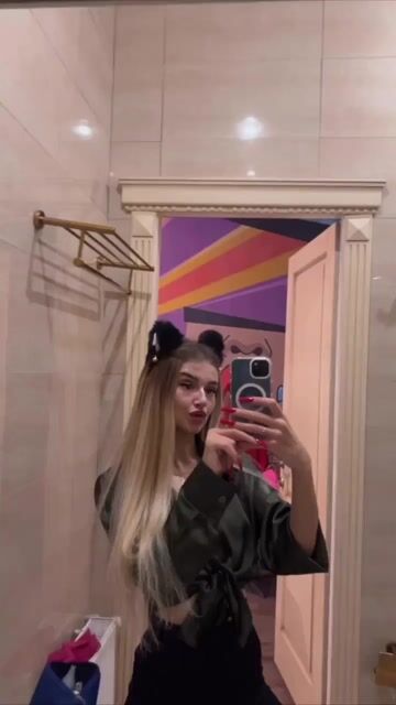 Model - LiliDanger HD