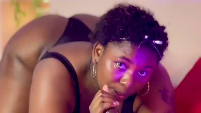 Model - Nany Moreno BBW