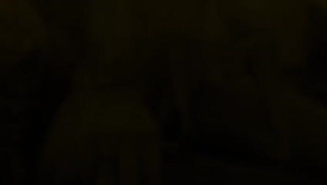 Model - Violet Blaze cum