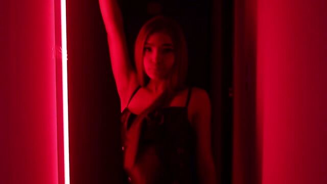 Model - LuluMurphuy British