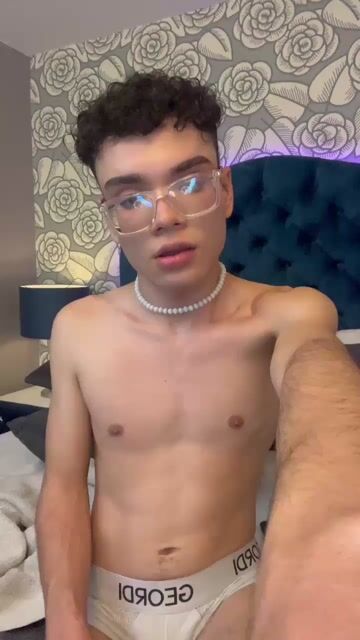 Model - RiwarPark bigass