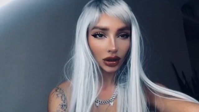 Model - DominaGoddess anal