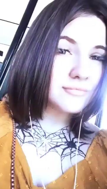 Model - LanaMilss striptease