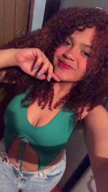 Model - EmmaCambell nicetits