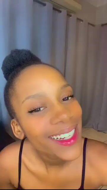 Model - JessieReyez cei