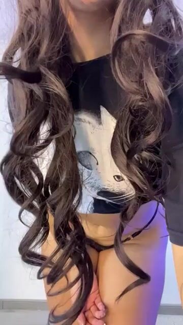 Model - Sophie Brown natural