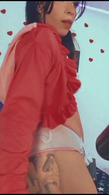 Model - daniela_cardona anal