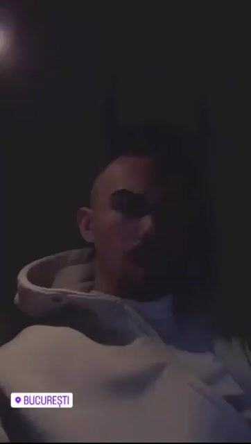 Model - CashMolda bigcock