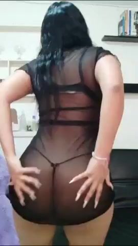 Model - Vanesa Rios spitting