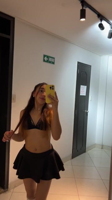 Model - RossethWalker femdom