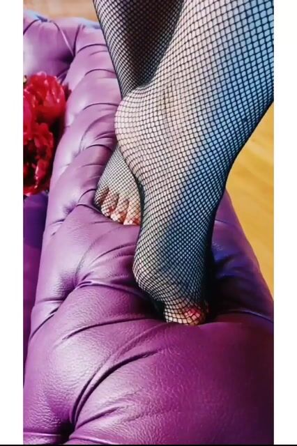 Model - Nikky March striptease