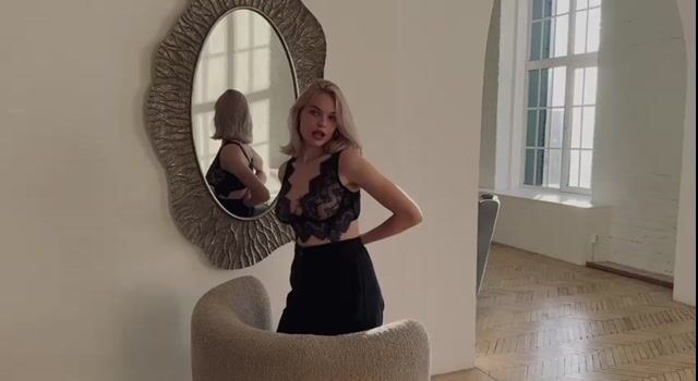 Model - Catherine_Evanss bigtits