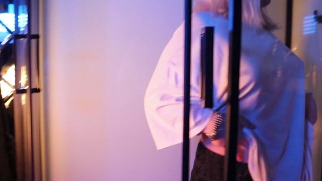 Model - Michelle boobs