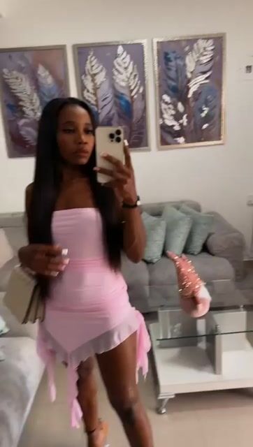 Model - Merliasomer bigass