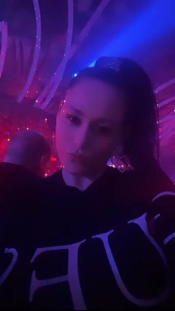 Model - EliseWinfrey bigtits