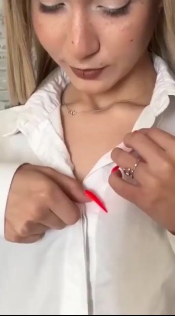 Model - Flexible_Lisa feet