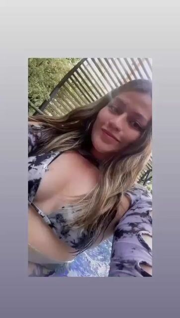 Model - IsabellaRosse joi