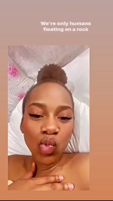 Model - JessieReyez squirt