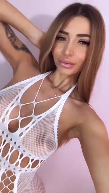 Model - EvaSparks sexy