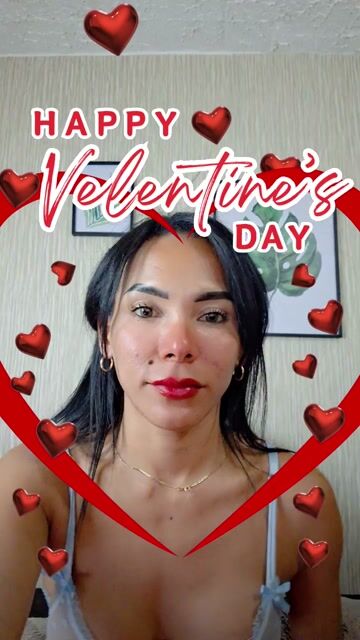 Model - Doll_Lorenn Squirting