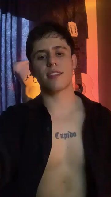 Model - Antonello Vanucci striptease