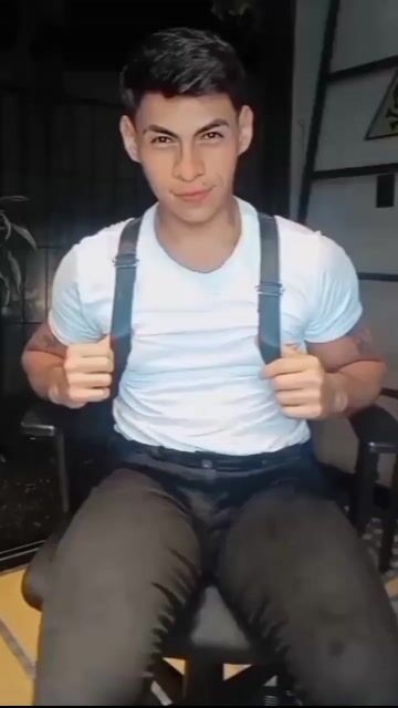 Model - Aiden Strong bigcock