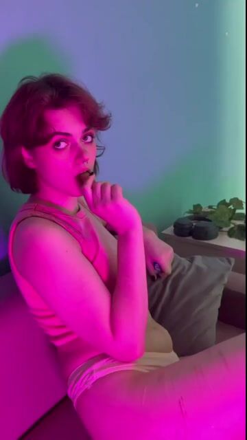 Model - Roxy student