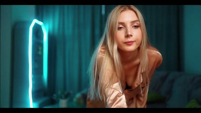 Model - Oh_honey_ blowjob