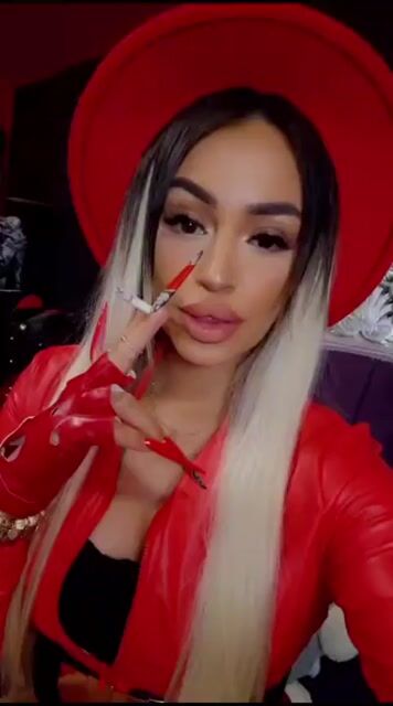 Model - Lexa Sawyer findom