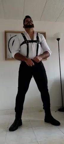 Model - VARDOK LUX fetish