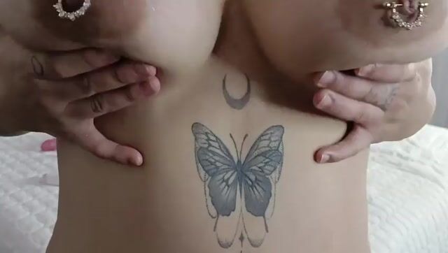 Model - Emma Browns bigboobs