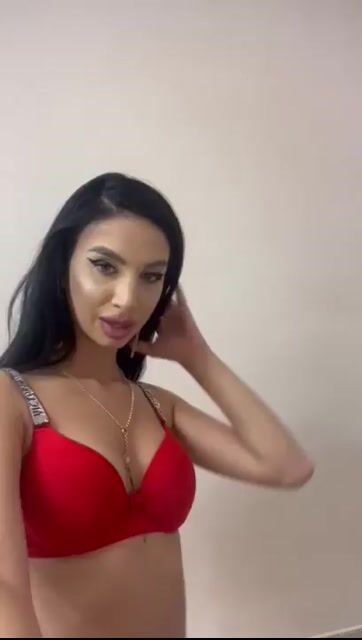 Model - MeganHope sensual