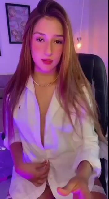 Model - Kataleya lingerie