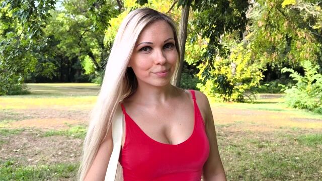 Goddess Barbie Femdom Hottie joi Model - Goddess Barbie Femdom Hottie joi