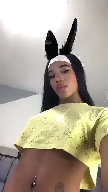 Model - Tifanny_bigcock tranny