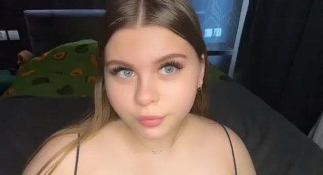 Model - AbbyChill ass