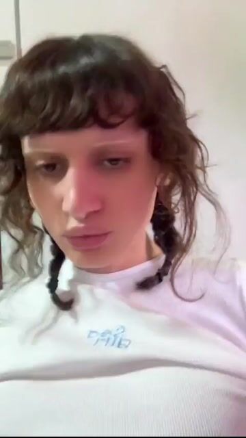 Model - Sashulya hardsex