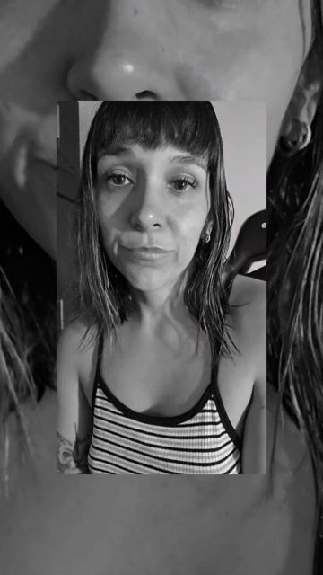 Model - Claire Domina joi