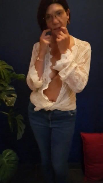 Model - Sasha69 Mature