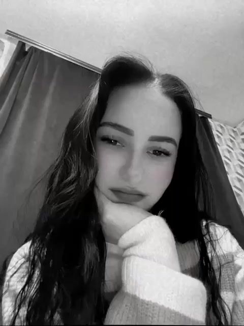 Model - LissaKendi69 beautiful