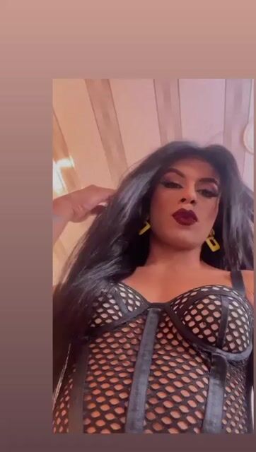 Model - victoria walton ass