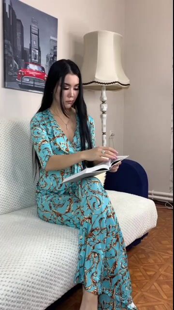 Model - crystalAlina bigboobs