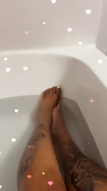 Model - GoddessPheonixJay findom